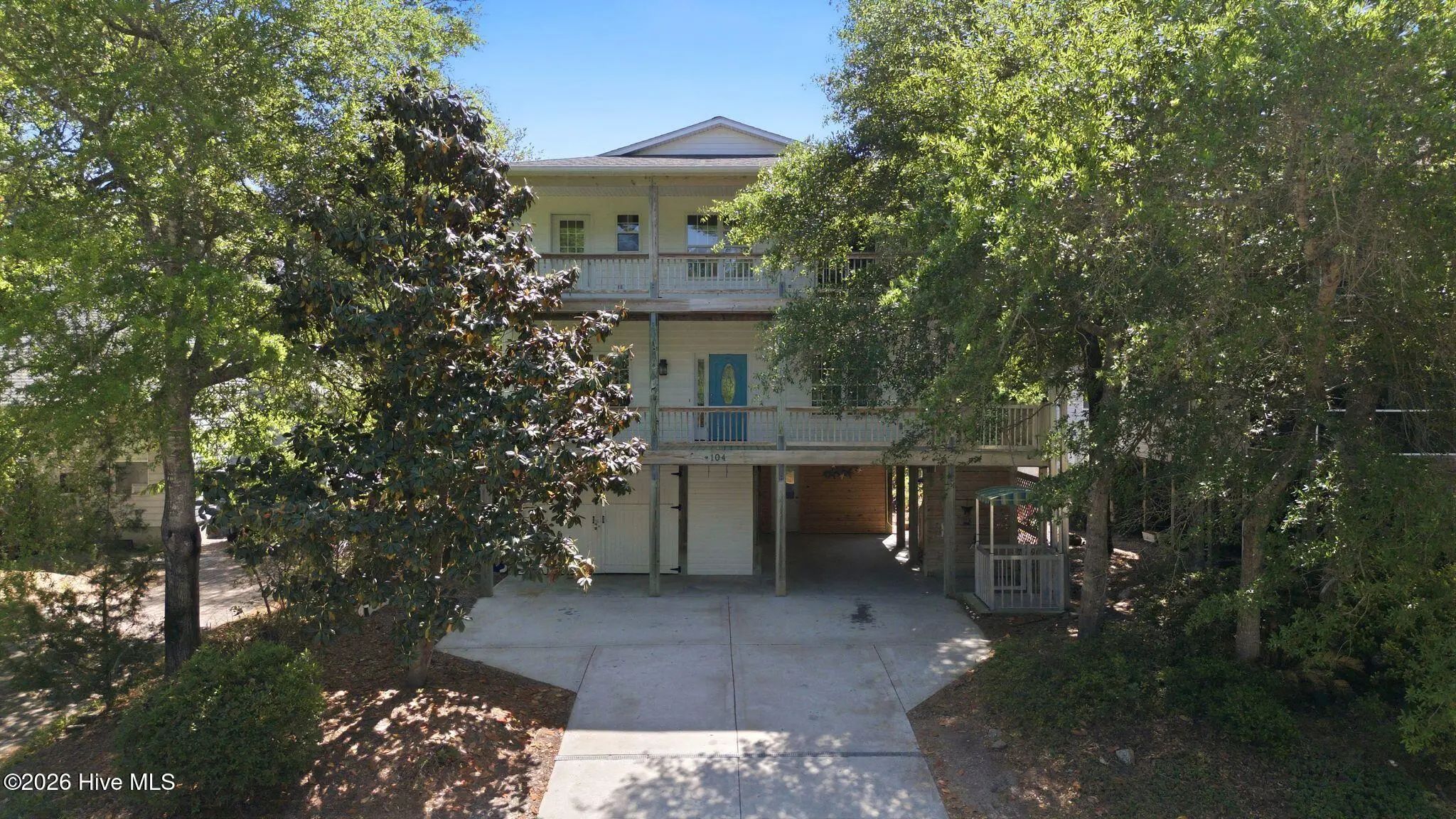 104 Sw 28th Street, Oak Island