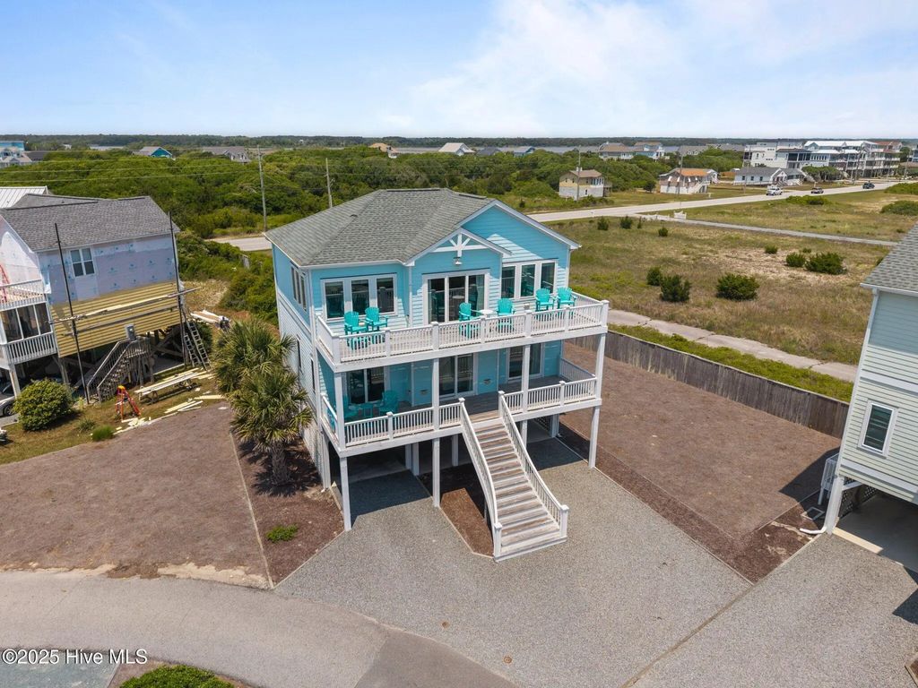 132 N Permuda Wynd Drive, North Topsail Beach