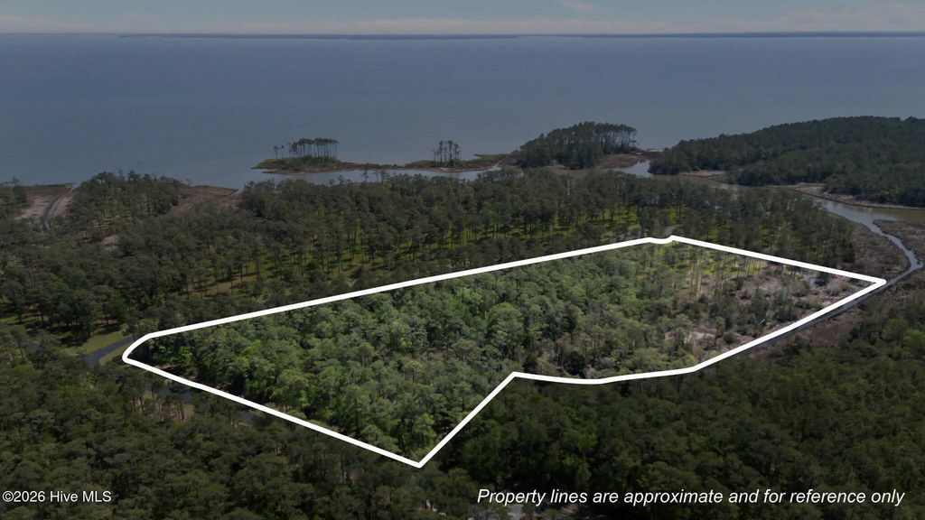 178 River Watch Road, Oriental