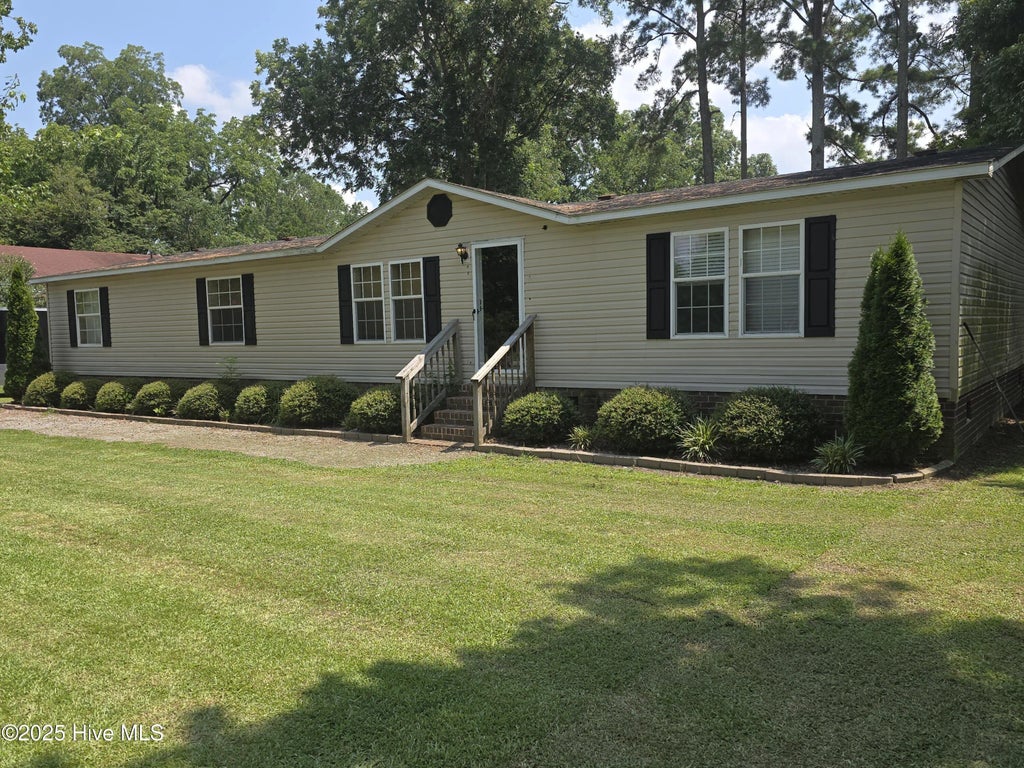 199 Nc 124, Macclesfield