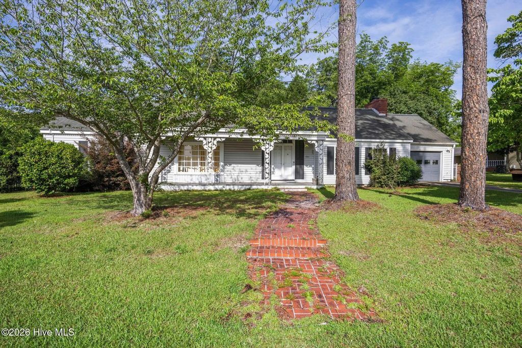 901 Smyrna Drive, Whiteville