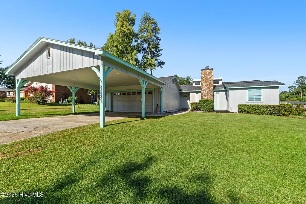 229 Woodland Drive, Columbia