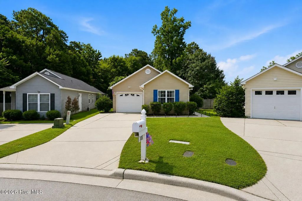 108 Gladiola Drive, New Bern