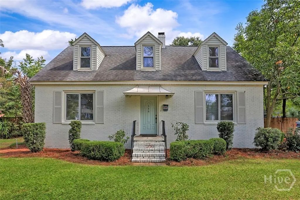 546 Columbus Drive, Savannah