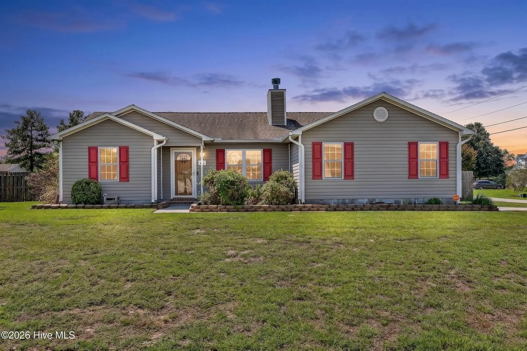 301 Parkton Drive, Richlands