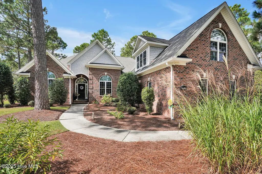 1699 Mistwood Court Se, Bolivia