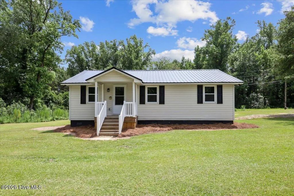 1172 Carolina 11, Pink Hill