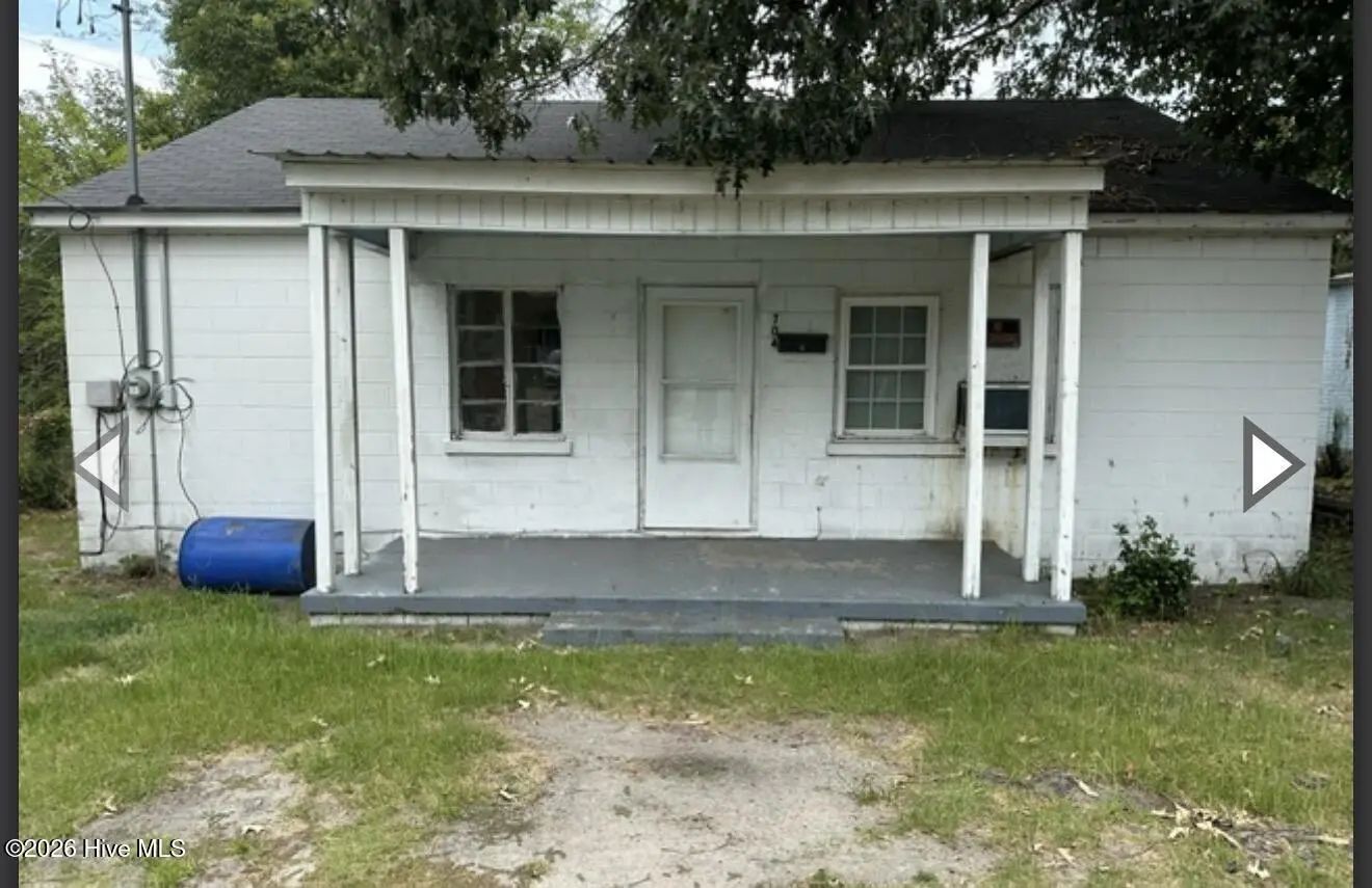 704 E Washington Avenue, Kinston