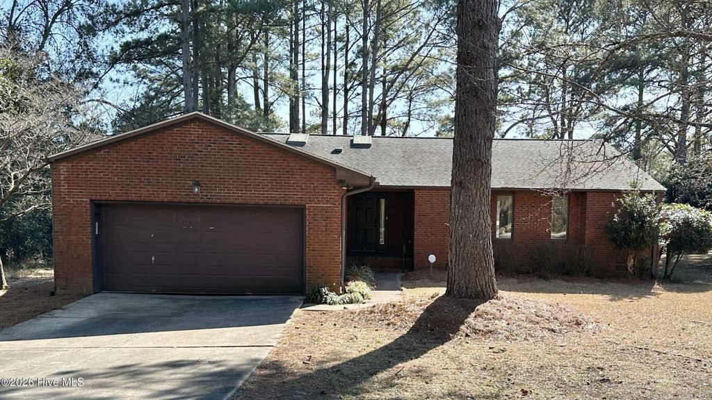 1935 Caracara Drive, New Bern