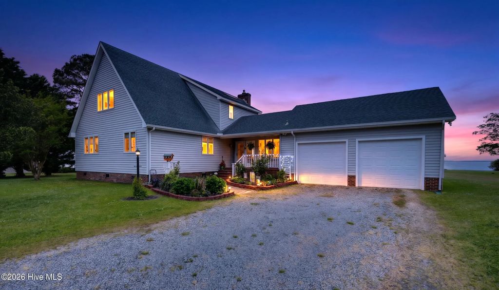 556 Mallard Cove, Roper