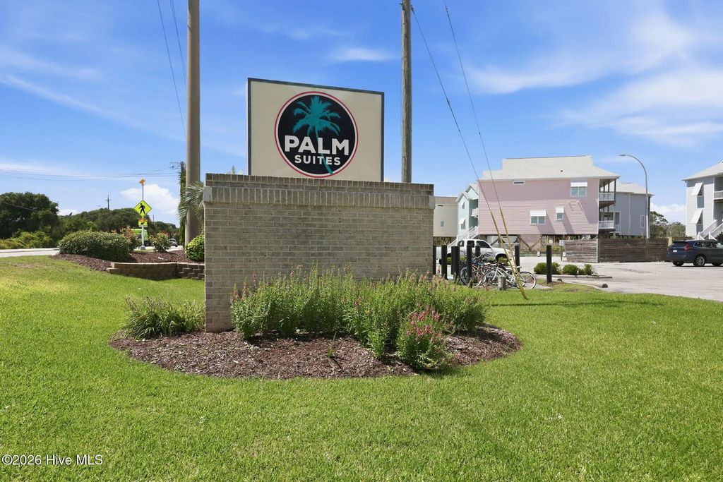 602 W Fort Macon Road 132, Atlantic Beach