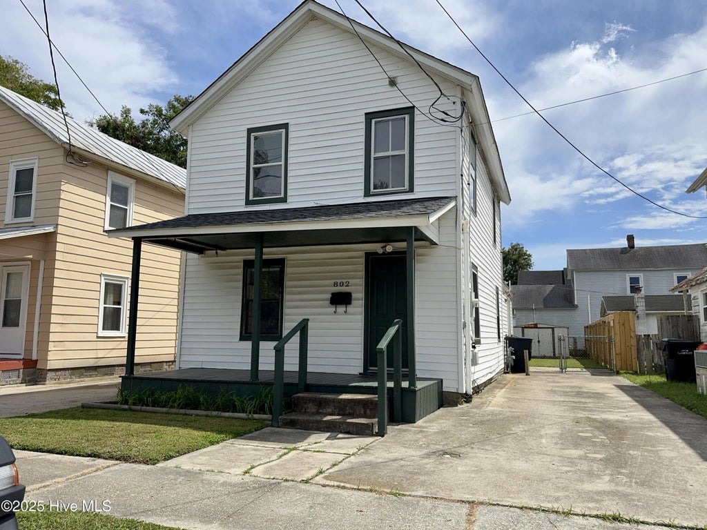 802 2nd Street, Elizabeth City