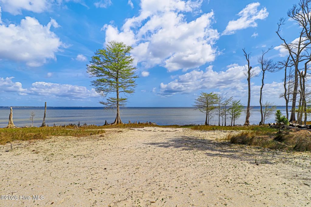 107 Cedarwood Drive, Havelock