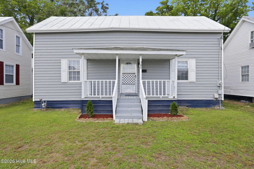 305 S Mcdaniel Street, Ash