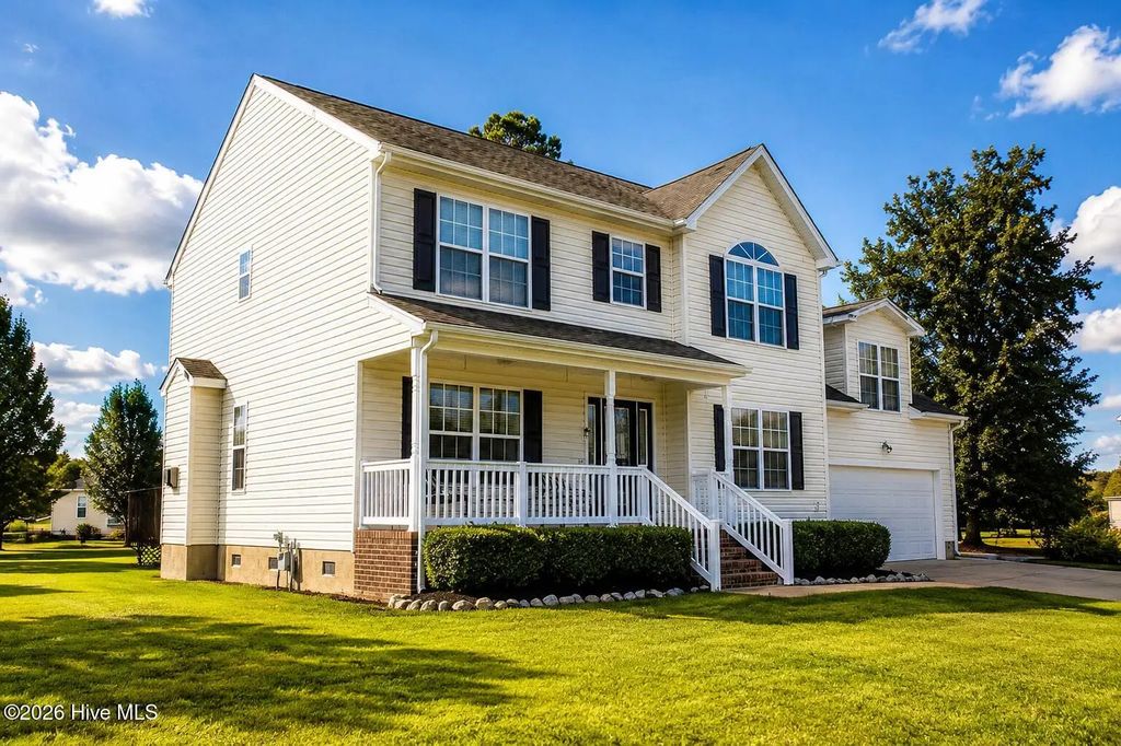102 Enchanted Way, Elizabeth City
