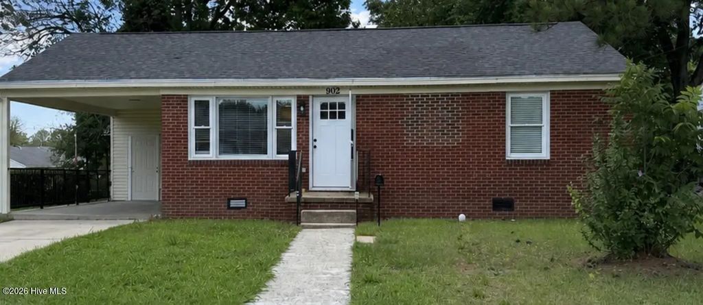 902 S Marvin Street, Goldsboro