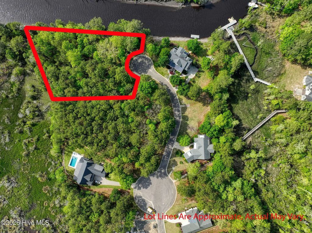 704 Cedarhurst Drive Se, Bolivia