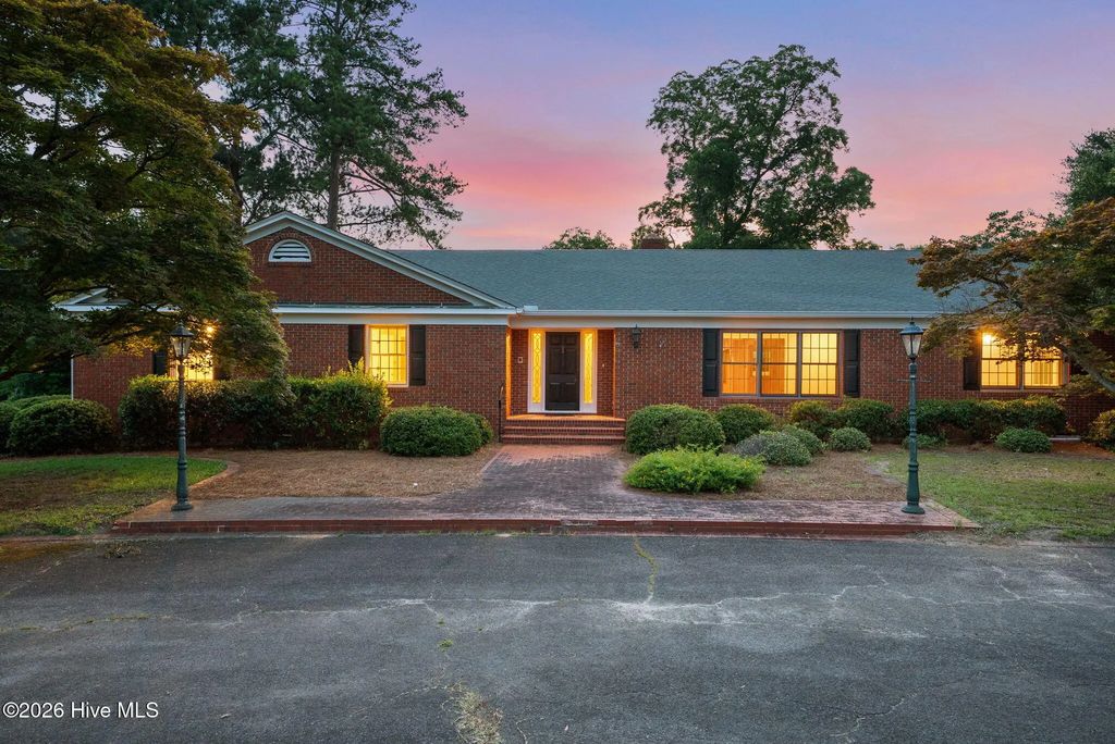 706 W Five Notch Road, North Augusta