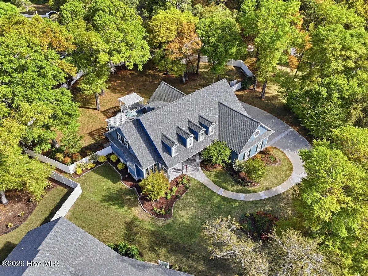 6179 Compass Court, Southport
