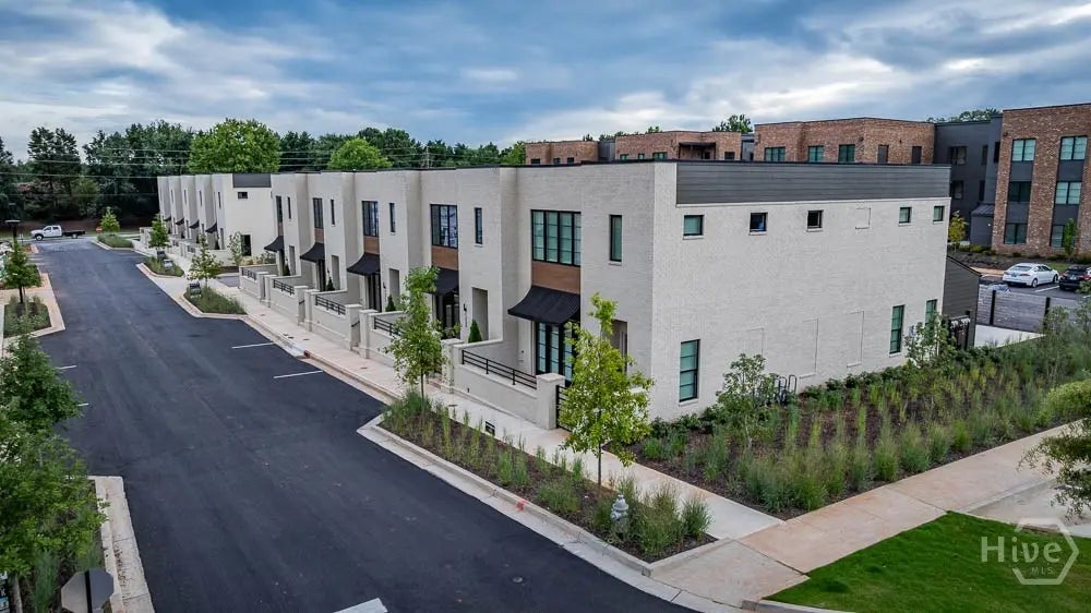 1145 Watson Lane E3, 