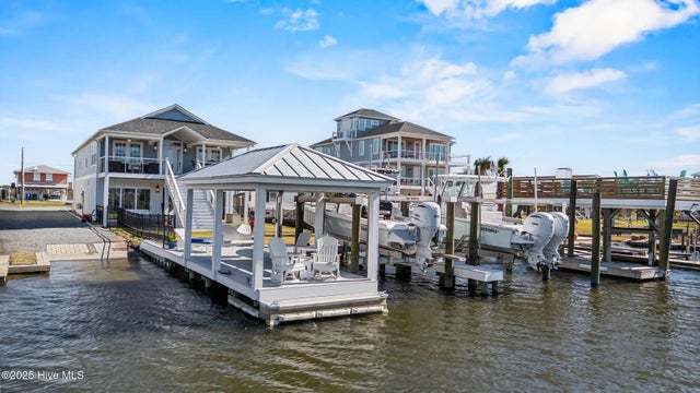 9107 W 9th Street, Surf City