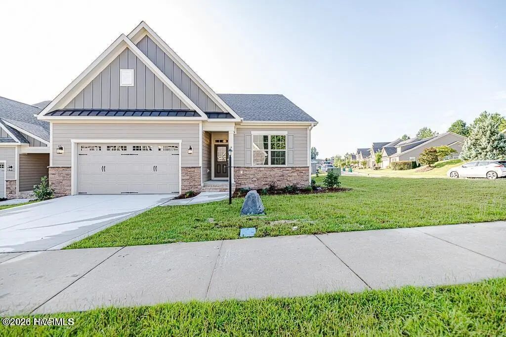 95 Shadow Creek Court, Pinehurst