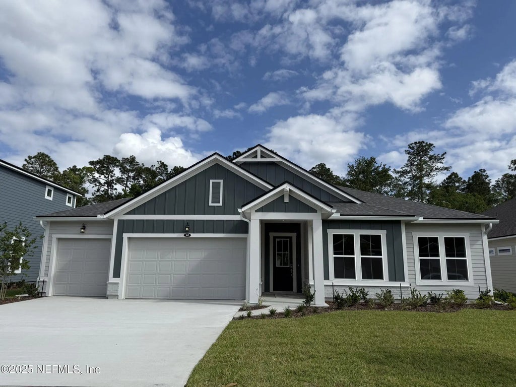 162 Albright Court, St. Johns