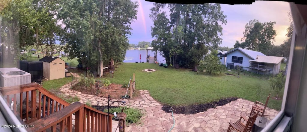 112 Violet Circle, Interlachen