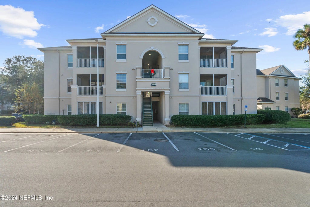 8601 Beach Boulevard 1007, Jacksonville