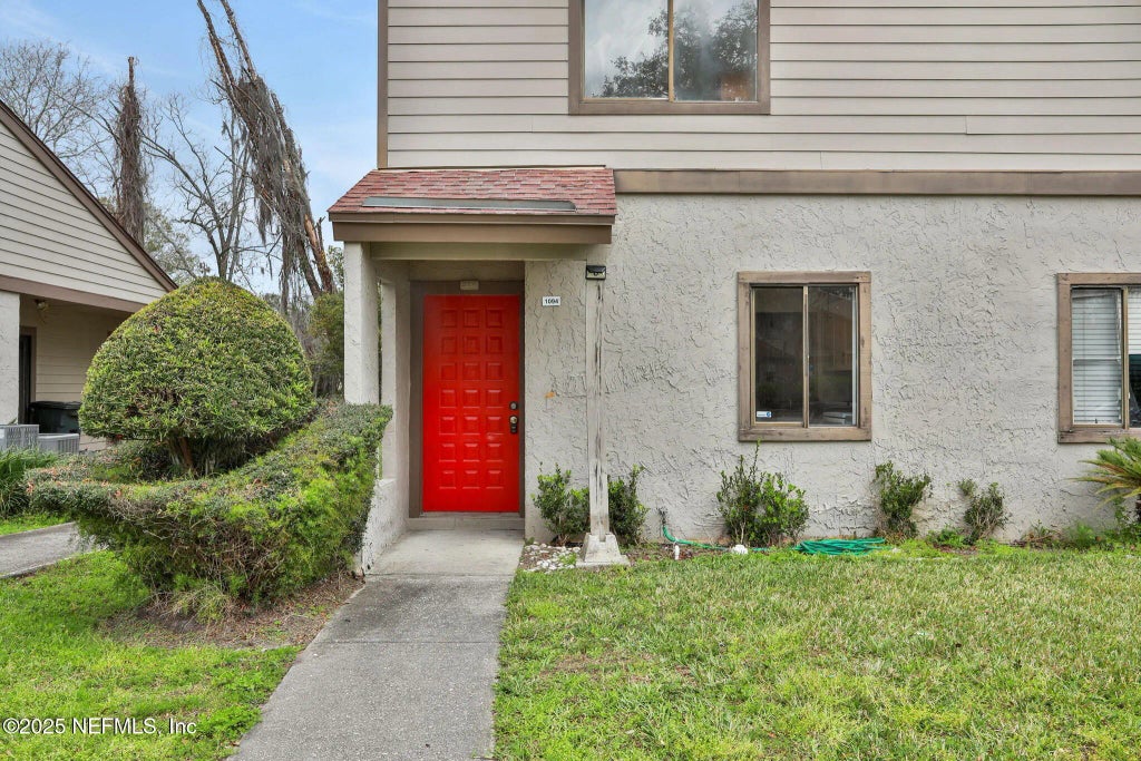 8300 Plaza Gate Lane 1094, Jacksonville