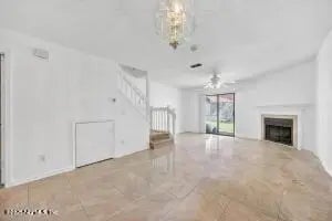 8300 Plaza Gate Lane 1062, Jacksonville