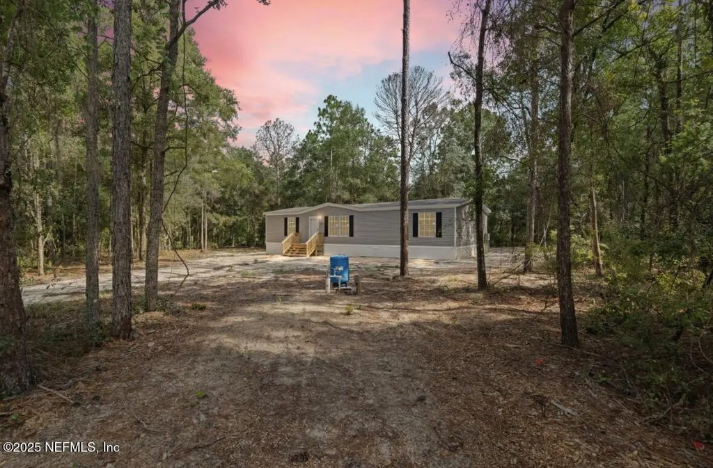 103 Grunion Road, Florahome