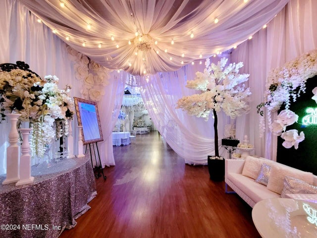 10750 Atlantic Boulevard 8, Jacksonville