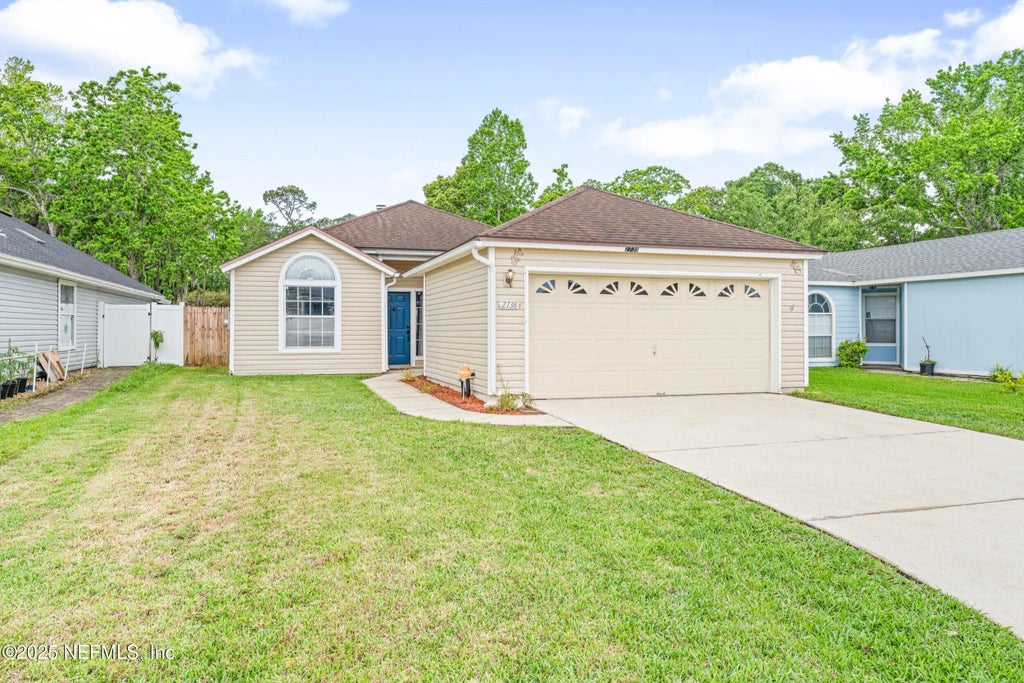2738 Lantana Lakes Drive W, Jacksonville