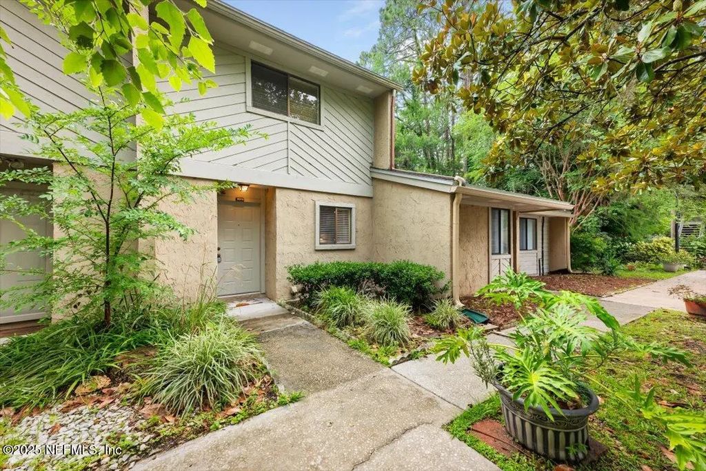 3801 Crown Point Road 3073, Jacksonville