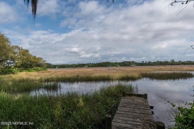 15489 Cape Drive N, Jacksonville