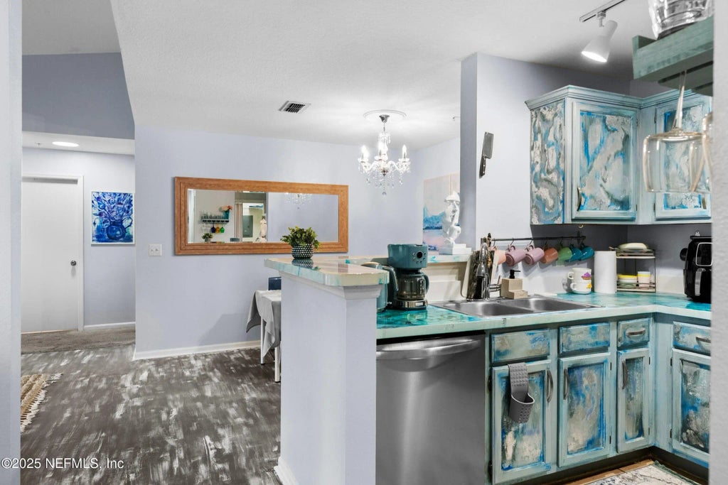 7701 Timberlin Park Boulevard 434, Jacksonville