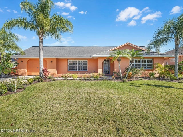 40 Clarendon Court N, Palm Coast