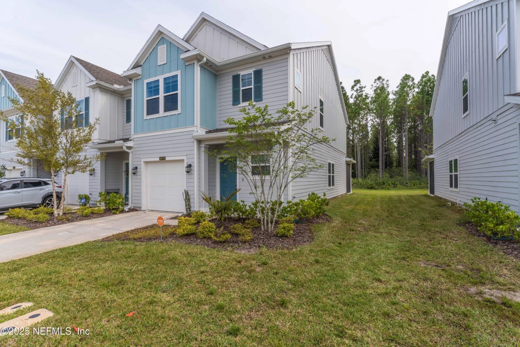 10318 Benson Lake Drive, Jacksonville