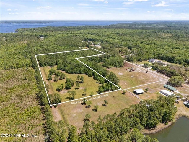 244 Pioneer Trail, Palatka