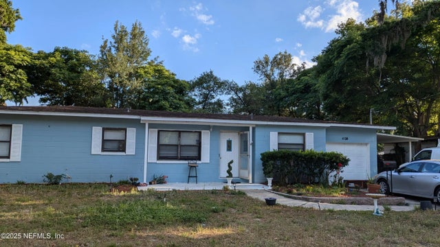 6014 Robbins Circle S, Jacksonville