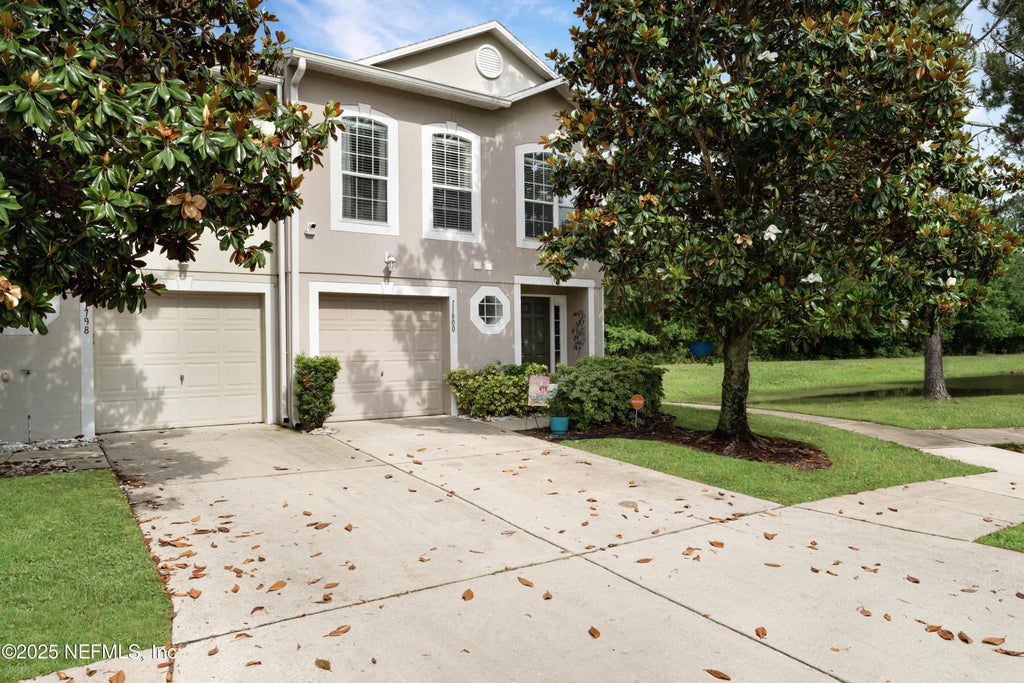 11800 Lake Bend Circle, Jacksonville