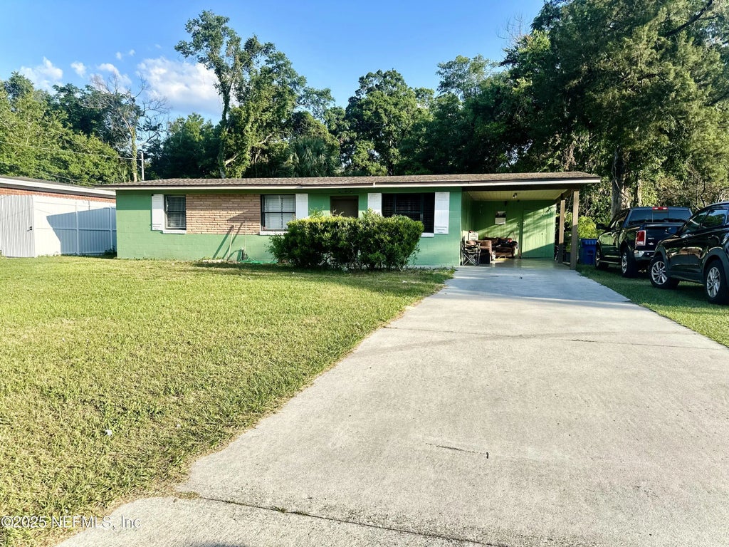 6316 Pine Summit Drive, Jacksonville