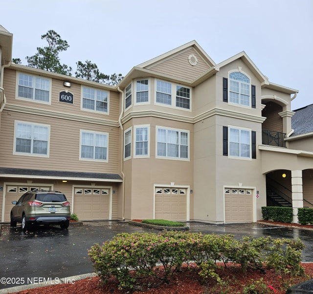 13810 Sutton Park Drive N 635, Jacksonville