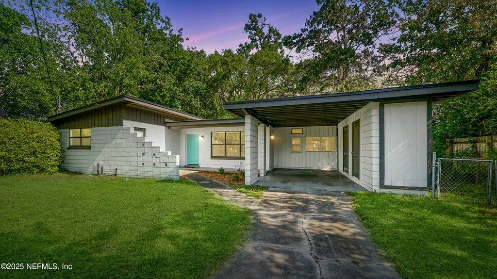 6755 Calvados Avenue, Jacksonville