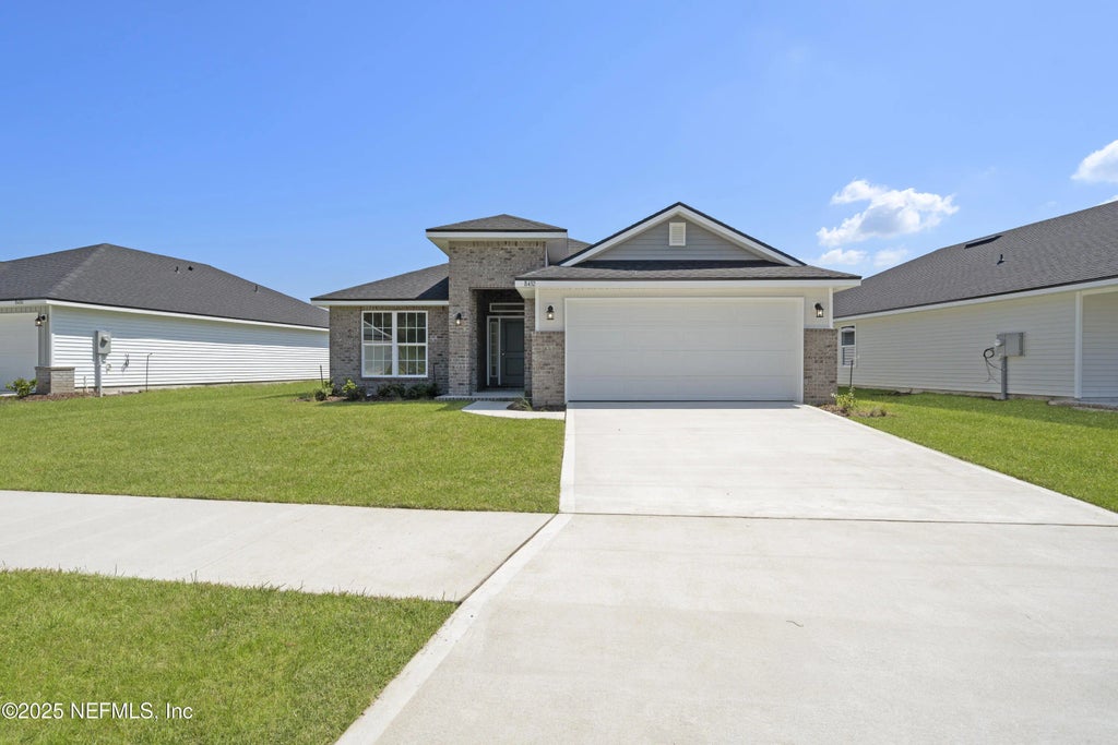 8370 Helmsley Boulevard, Jacksonville