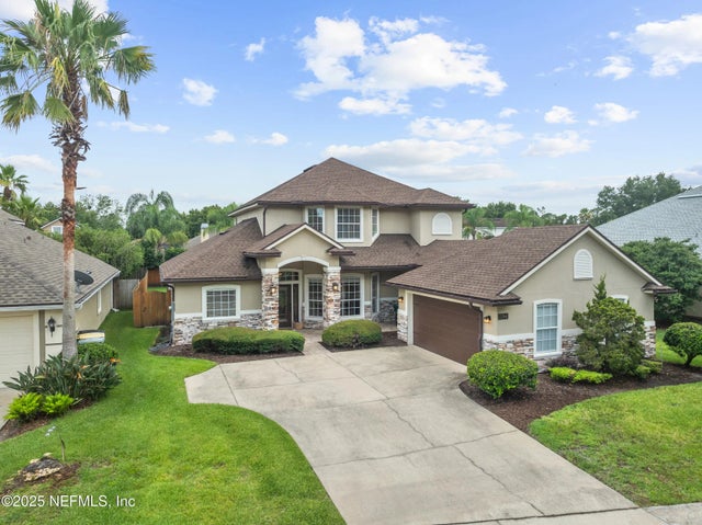 13764 Shady Woods Street N, Jacksonville