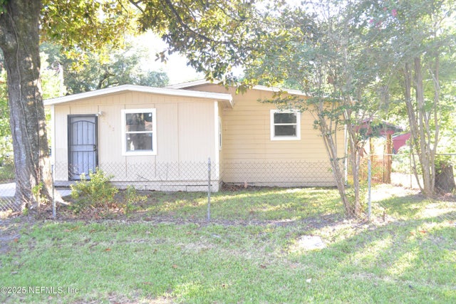 3042 Lucoma Drive, Jacksonville