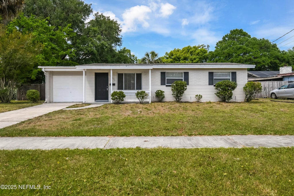 11733 Surfwood Avenue, Jacksonville