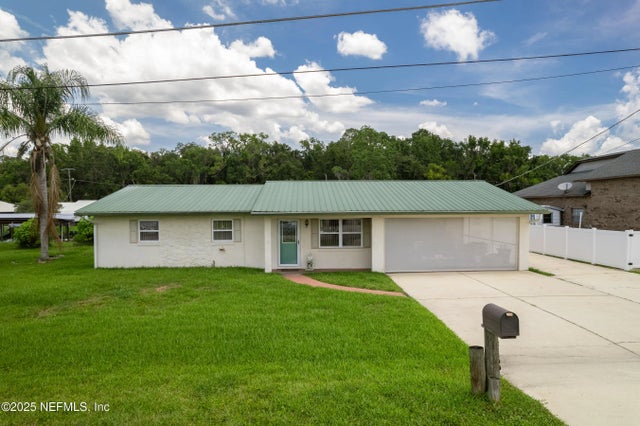 118 Magnolia Drive, East Palatka